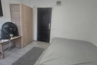 Garsonieră semidecomandată, mobilată în Titan