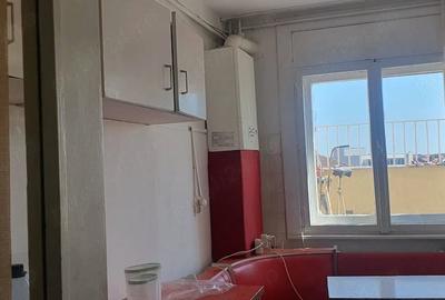 Apartament cu 4 camere decomandat în Bălcescu
