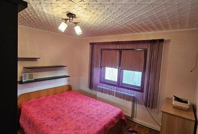 Apartament cu 2 camere decomandat în Calarași 4 - 3