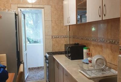 Apartament cu 2 camere semidecomandat în Brâncoveanu