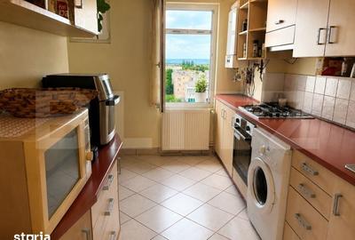 Apartament cu 3 camere în Unirii