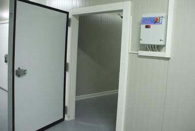 Spațiu comercial, de 400 mp, în Exterior Vest - 1