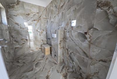 Casă cu 3 camere cu Teren 477 Mp în Berceni - 3