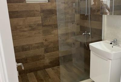 Apartament cu 2 camere decomandat în Soarelui