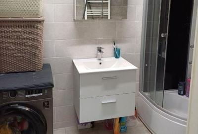Apartament cu 2 camere decomandat în Dobroești