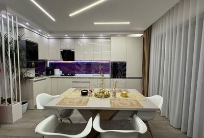 Apartament cu 3 camere decomandat, mobilat în Albert