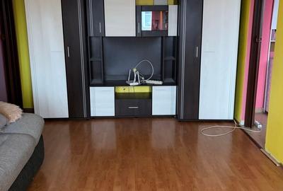 Apartament cu 2 camere semidecomandat în Independenței - 1