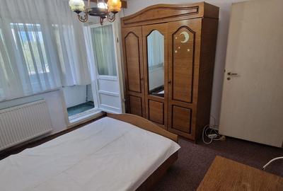 Apartament cu 3 camere decomandat în Aradului - 2