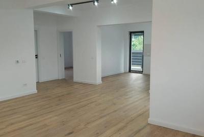 Casă cu 3 camere cu Teren 400 Mp în Hemeiuș