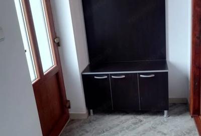 Apartament cu 3 camere semidecomandat în Take Ionescu