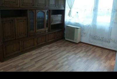 Garsonieră decomandată în Exterior Vest