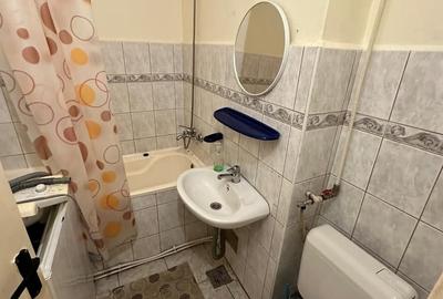 Garsonieră în Micro 14 - 2