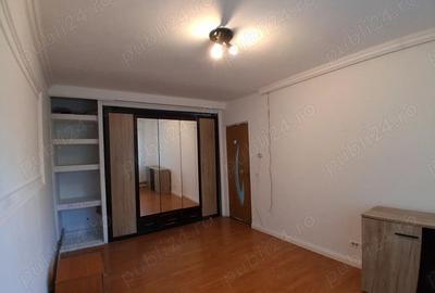 Apartament cu 3 camere decomandat în Central - 1