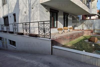 Casă individuală cu 18 camere cu Canalizare în Domenii - 3