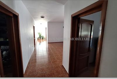 Casă individuală cu 5 camere cu Garaj în Agigea - 12