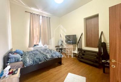 Casă individuală cu 6 camere cu Canalizare în Ultracentral - 11