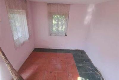Casă cu 3 camere cu Teren 703 Mp în 9 Mai - 4