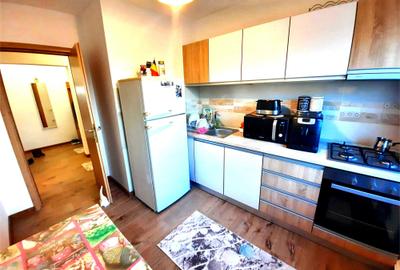 Apartament cu 2 camere decomandat în Palazu Mare