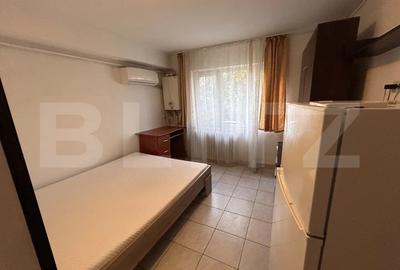Garsonieră decomandată în Podu Roș - 2