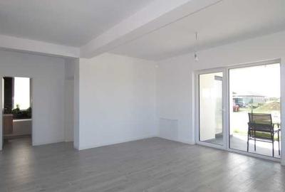 Casă cu 3 camere în Sânmartin - 2