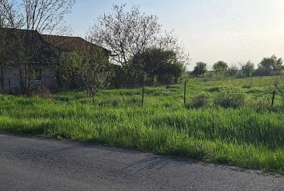 Teren de 955 mp, în Sânmihaiu German - 2