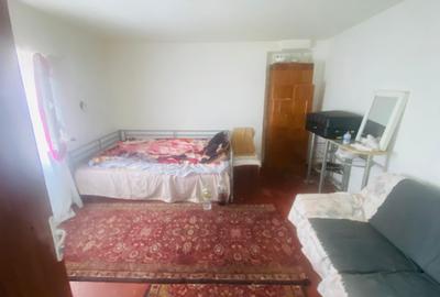 Casă individuală cu 4 camere cu Teren 250 Mp în Km 5 - 3