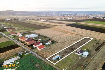 Teren de 2493 mp, în Central - 3