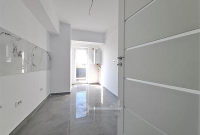 Apartament cu 3 camere decomandat în Galata