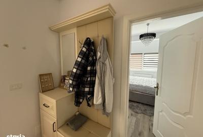 Apartament cu 2 camere, mobilat în Central