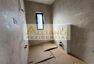Casă cu 5 camere cu Teren 344 Mp în Central