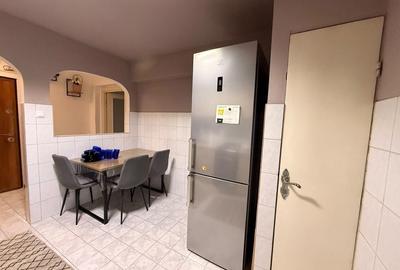 Apartament cu 3 camere decomandat în Rogerius
