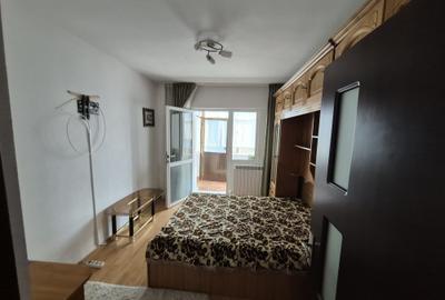 Apartament cu 3 camere decomandat în Central - 4