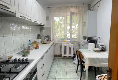 Apartament cu 3 camere semidecomandat, mobilat în Podu Roș - 11