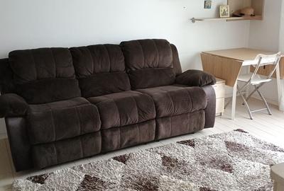 Apartament cu 2 camere semidecomandat în Ciuperceni