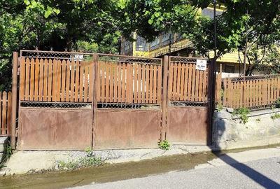 Casă cu 3 camere cu Teren 2000 Mp în Central - 4