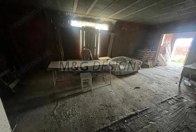 Casă cu 6 camere cu Teren 1325 Mp în Uliuc - 8