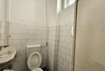 Spațiu comercial, de 73 mp, în Central