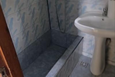 Apartament cu 2 camere decomandat în Rahova