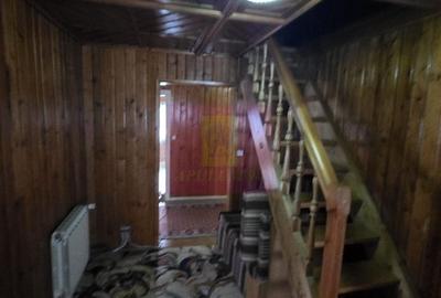 Casă cu 9 camere în Nord