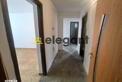 Apartament cu 3 camere decomandat în Craiovița Nouă - 2