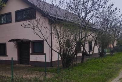 Casă individuală cu 36 camere cu Teren 30000 Mp în Tineretului - 7