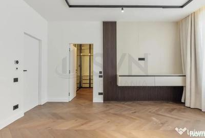 Casă cu 5 camere cu Teren 800 Mp în Pipera