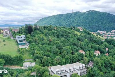 Teren de 2700 mp, în Schei