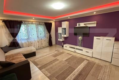 Apartament cu 3 camere decomandat, mobilat în Soarelui