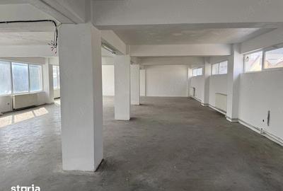 Spațiu comercial, de 250 mp, în Găvana