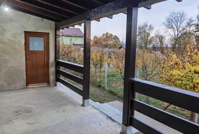 Casă cu 4 camere în Cocorăștii Mislii - 2