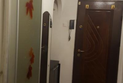 Apartament cu 3 camere decomandat în Brâncoveanu - 2
