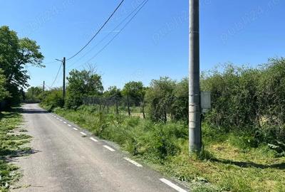 Teren de 1424 mp, în Bărcănești - 3