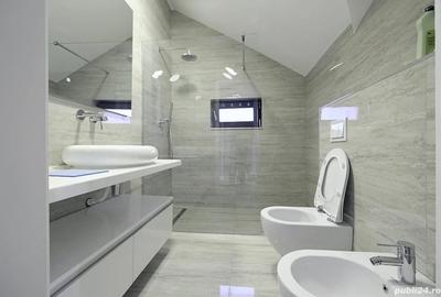 Apartament cu 3 camere decomandat, mobilat în Central