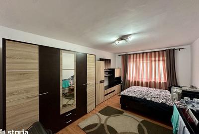 Apartament cu 2 camere decomandat, mobilat în Plopilor